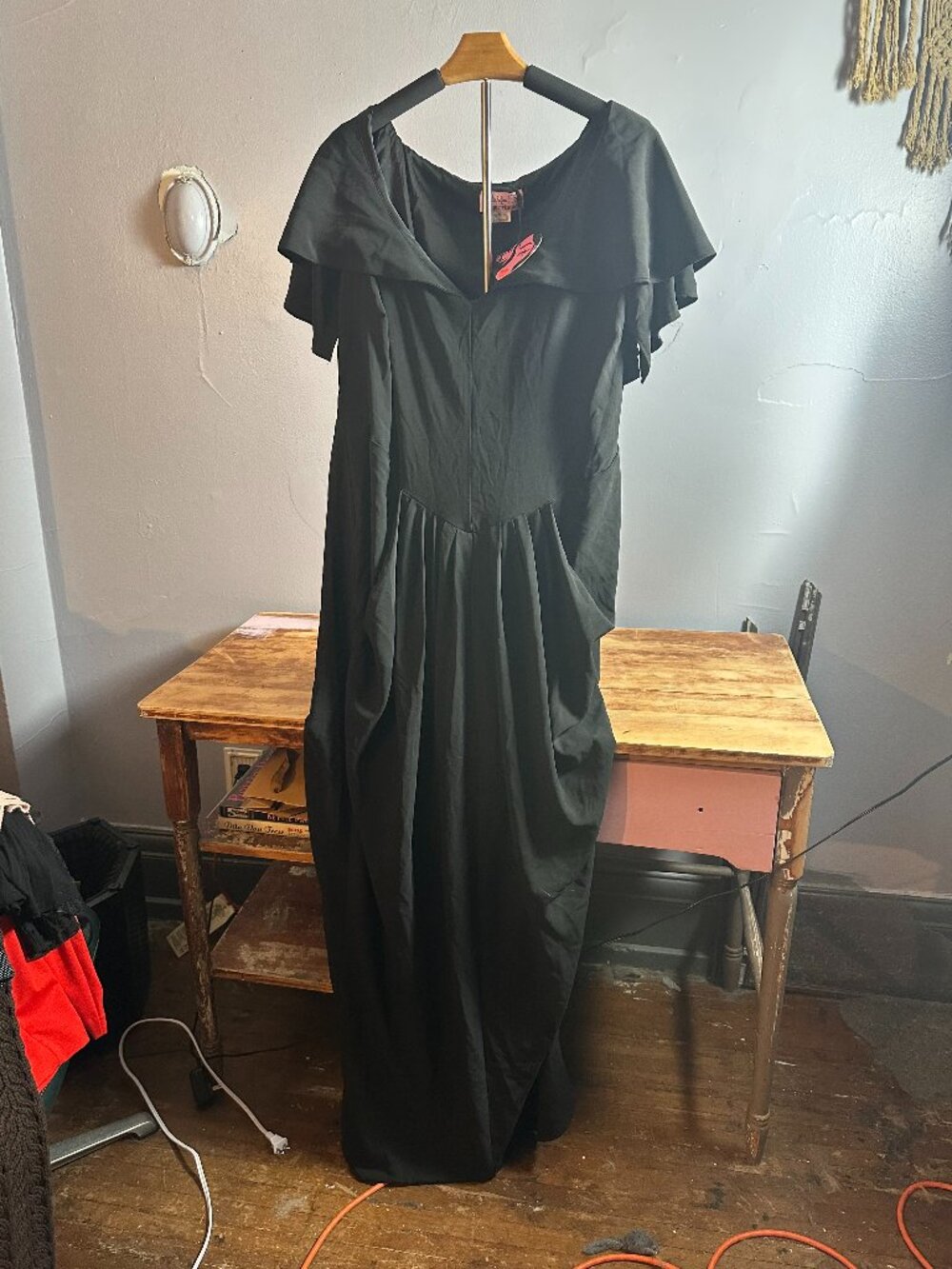 Unique Vintage by Micheline Pitt Zhora black hooded gown rare - Picture 4 of 4